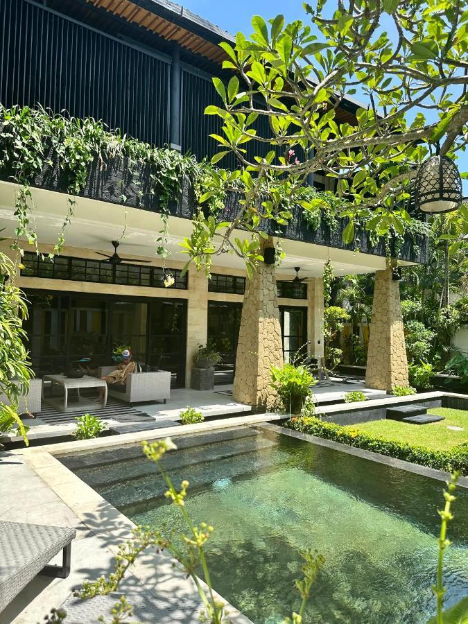 Amanputri Villa Seminyak Dış mekan fotoğraf